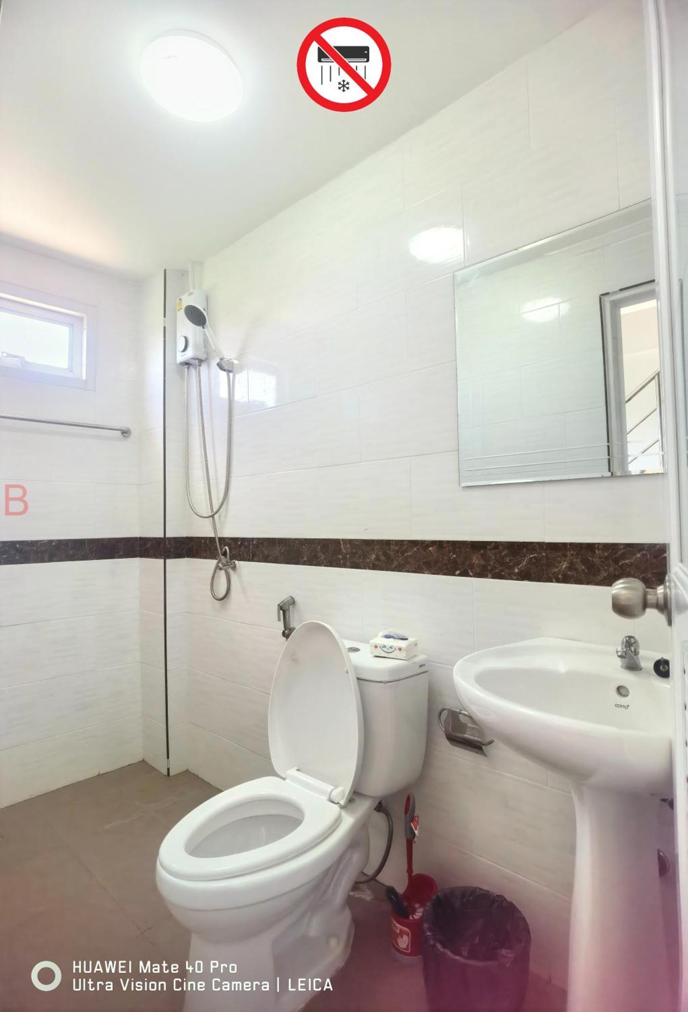 Yyk Hostel 24H Ban Khlong Krang Екстериор снимка