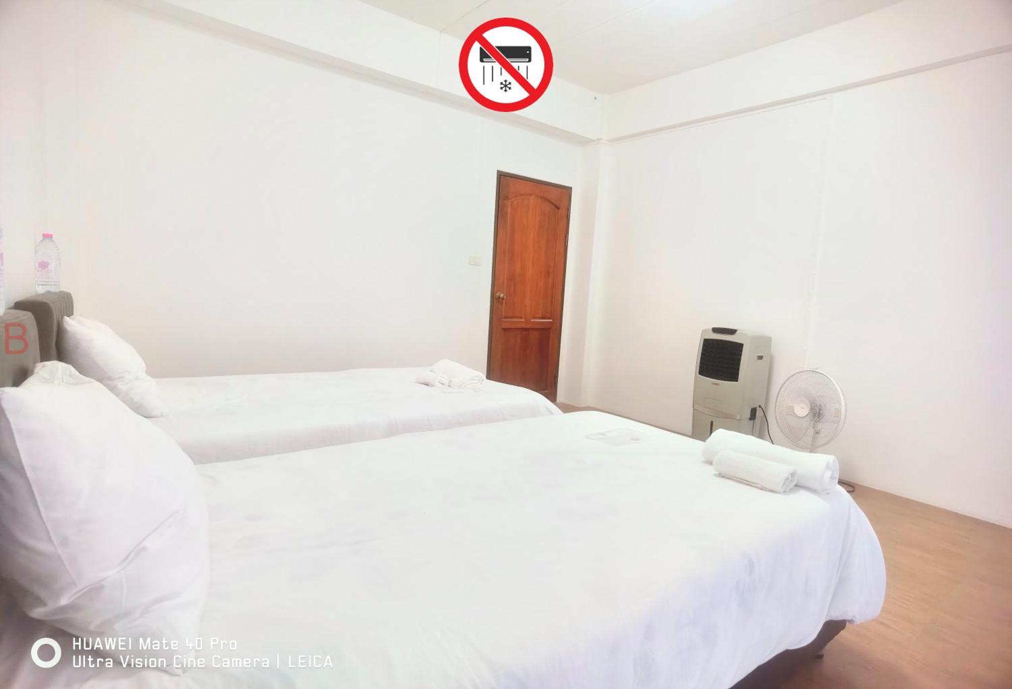 Yyk Hostel 24H Ban Khlong Krang Екстериор снимка