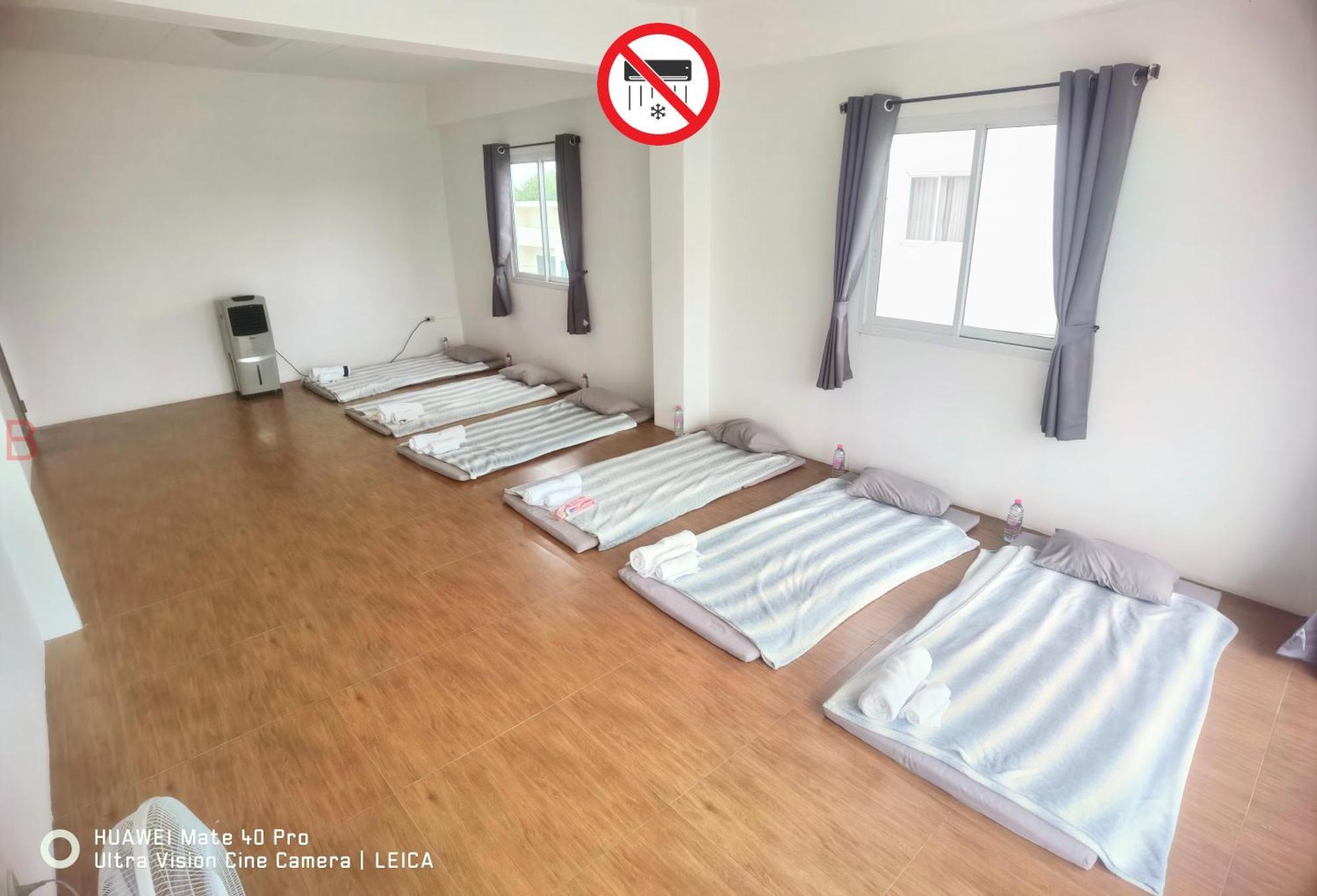 Yyk Hostel 24H Ban Khlong Krang Екстериор снимка