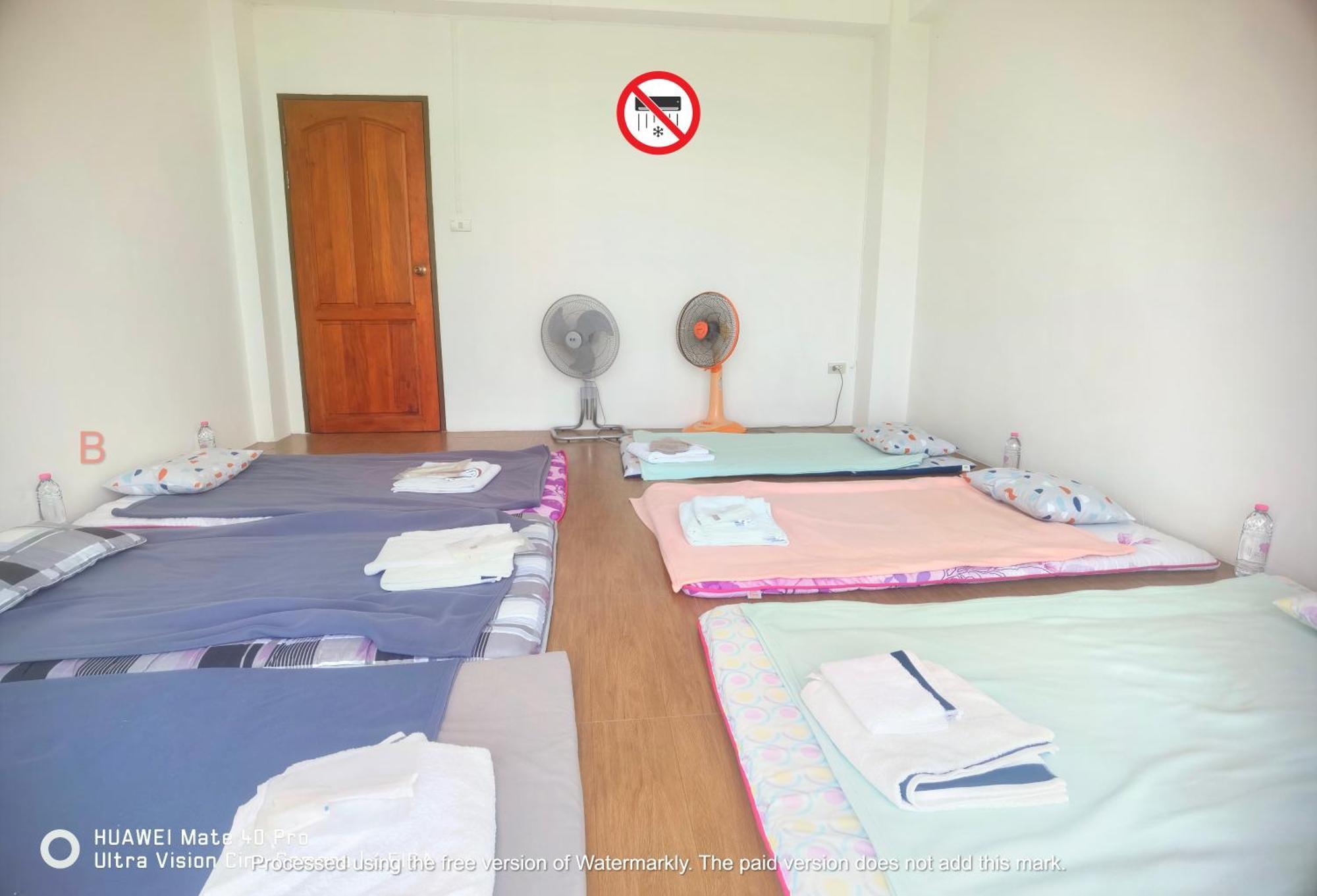 Yyk Hostel 24H Ban Khlong Krang Екстериор снимка
